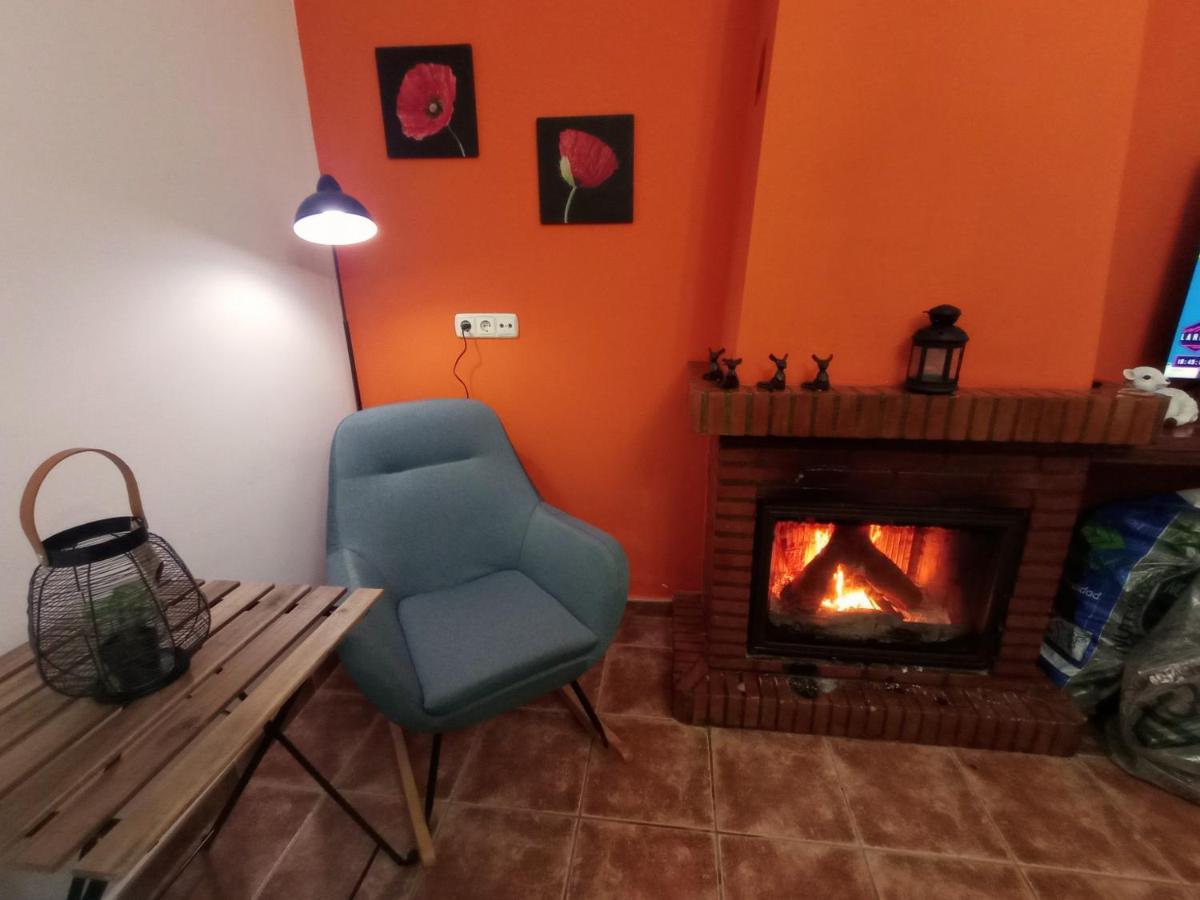 Casa Rural Agua De Azahar Chimenea Саара-де-ла-Сьерра Экстерьер фото